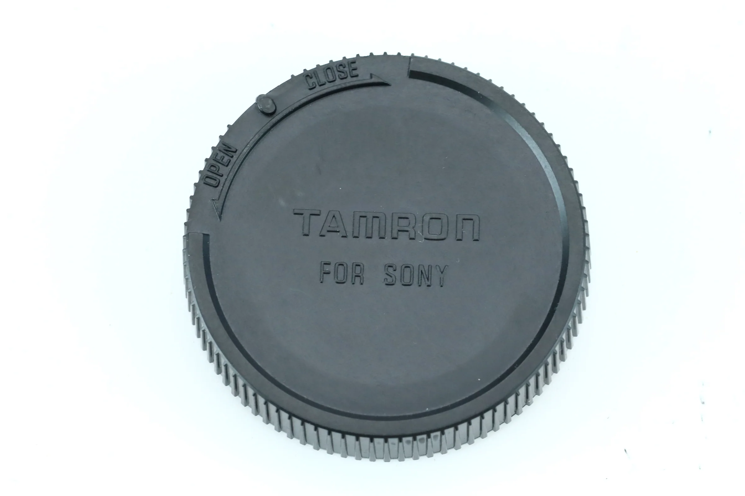 Tamron 28–300mm f/3.5–6.3 - Image 8