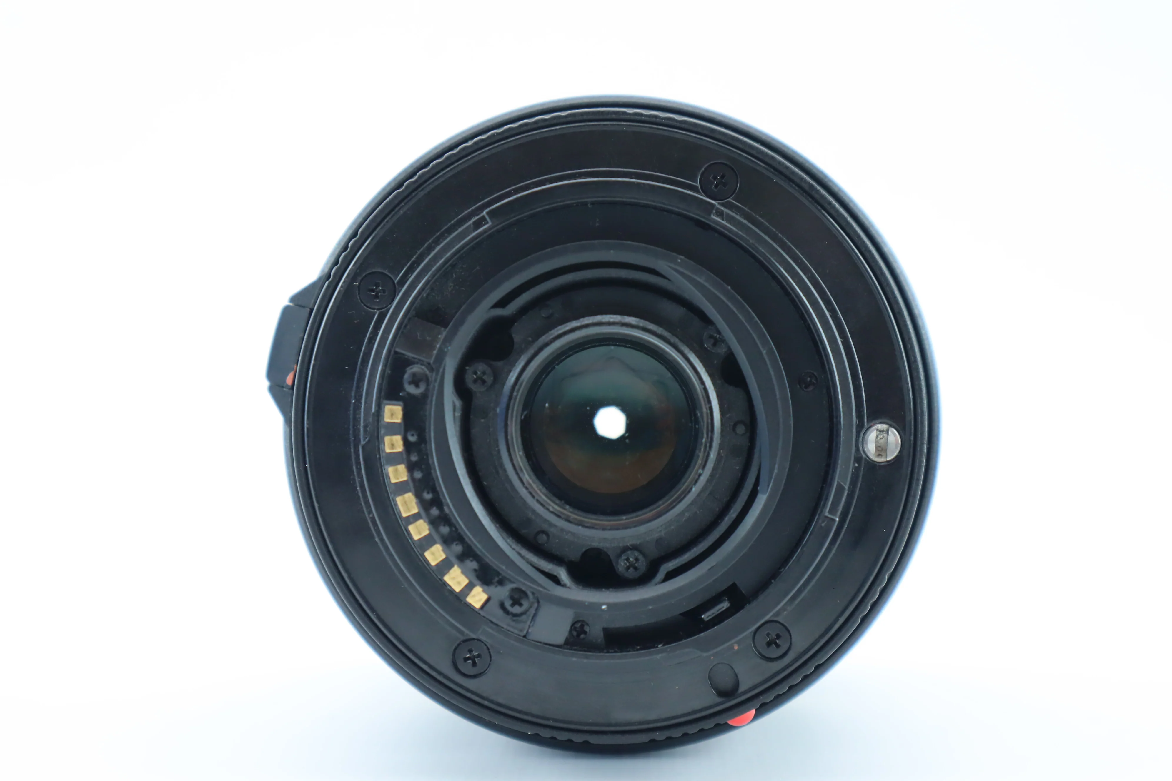 Tamron AF 18–200mm f/3.5–6.3 Di II Macro - Image 4