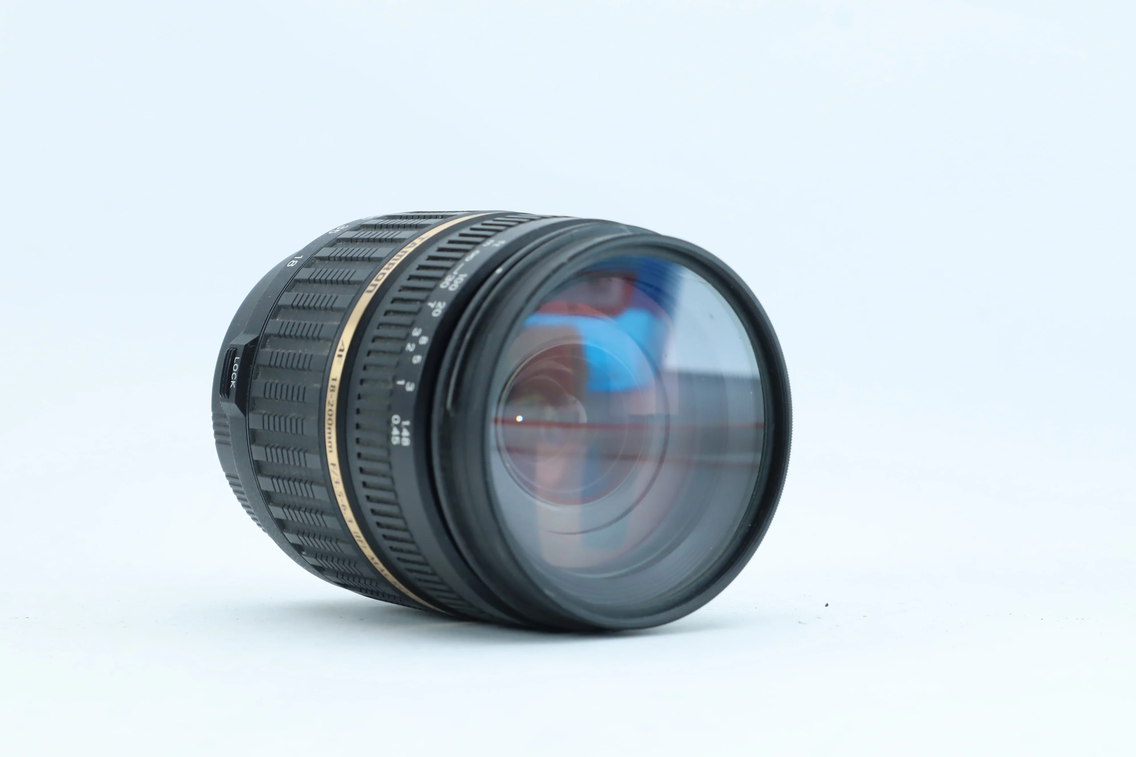 Tamron AF 18-200mm f/3.5-6.3 XR Di II LD Aspherical [IF] Macro (A14) - Image 3