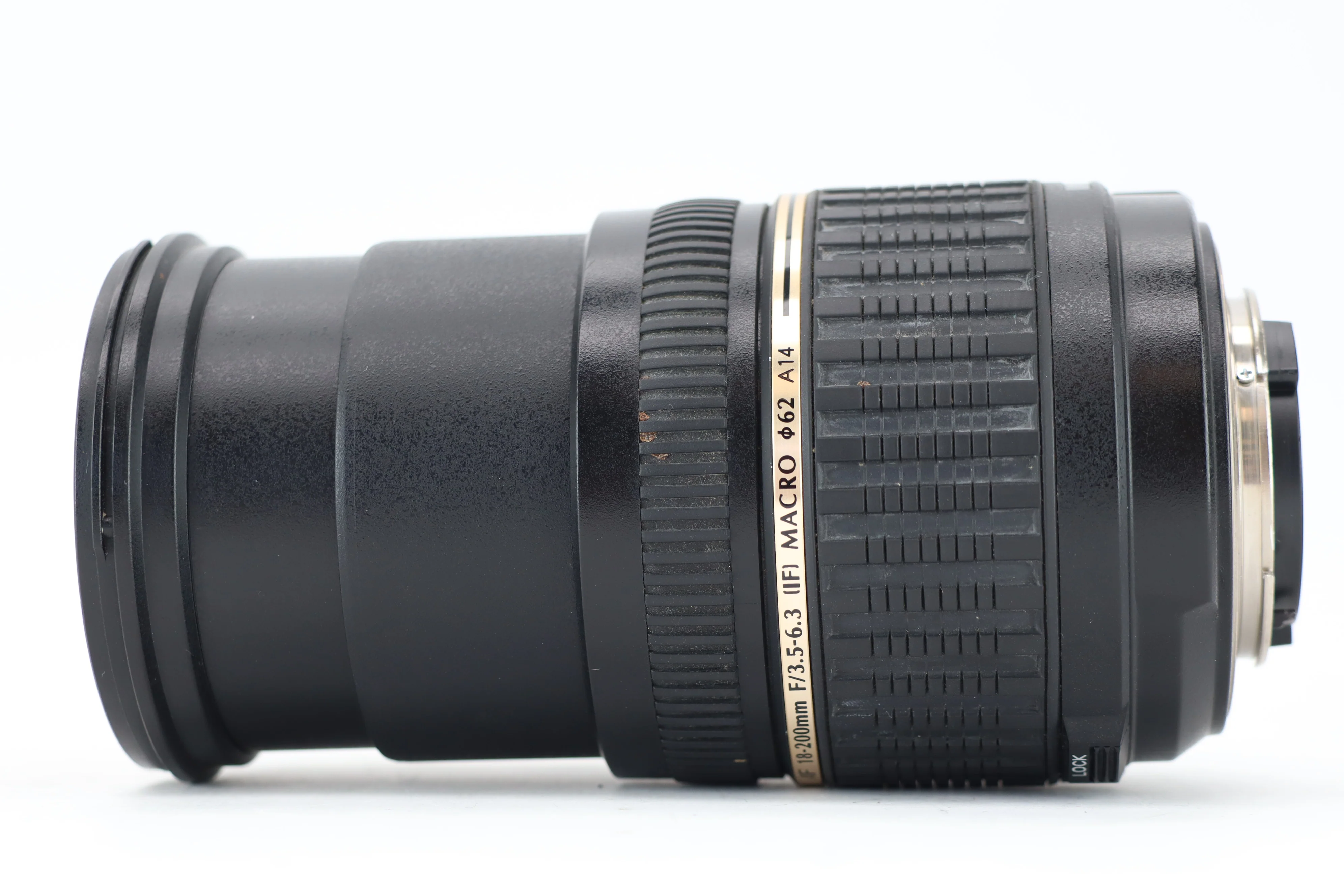 Tamron aspherical XR Di II 18-200mm 3,5-6,3 - Image 5