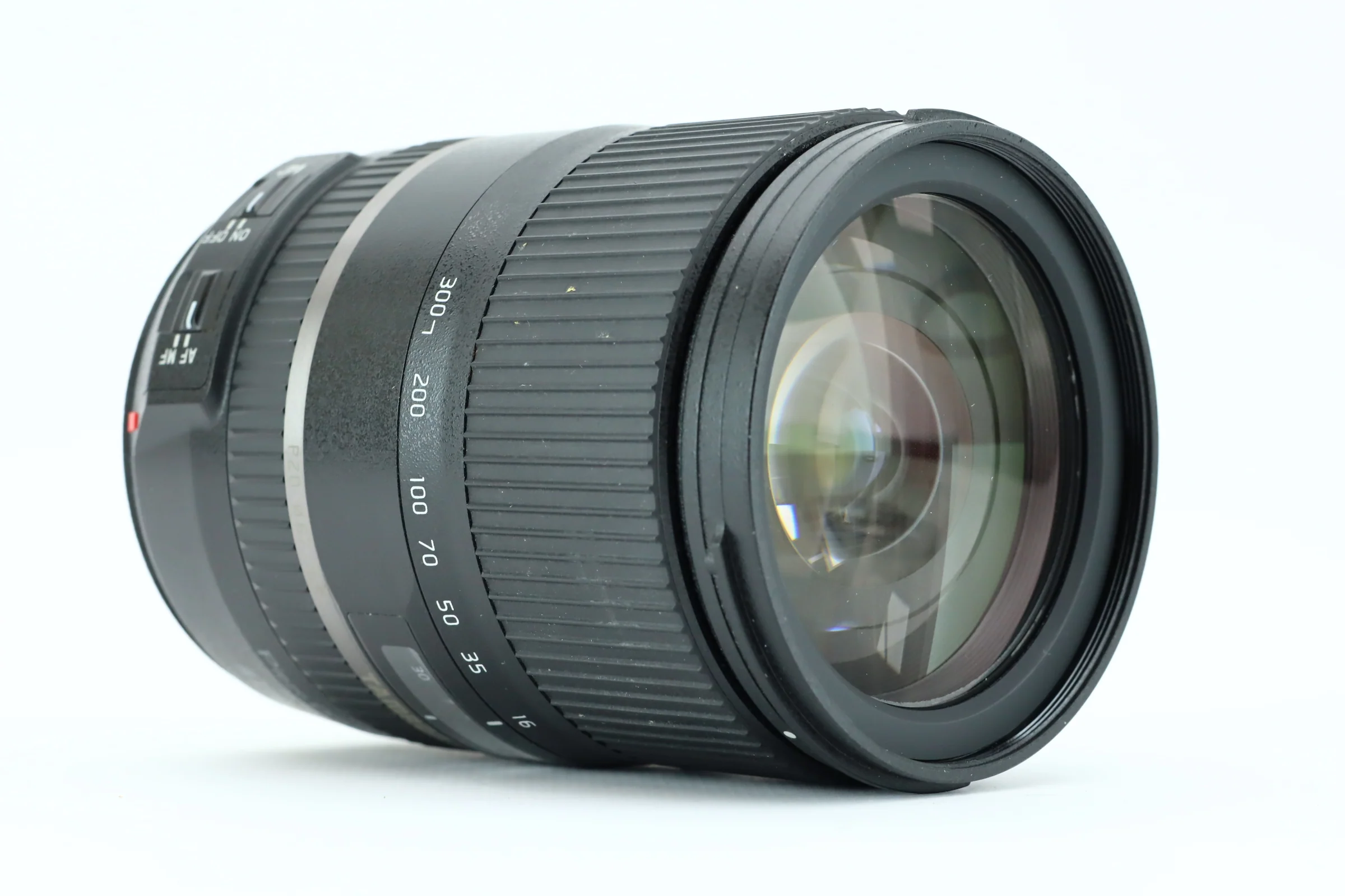 tamron piezo drive 16-300 F/3.5-6.3 - Image 3