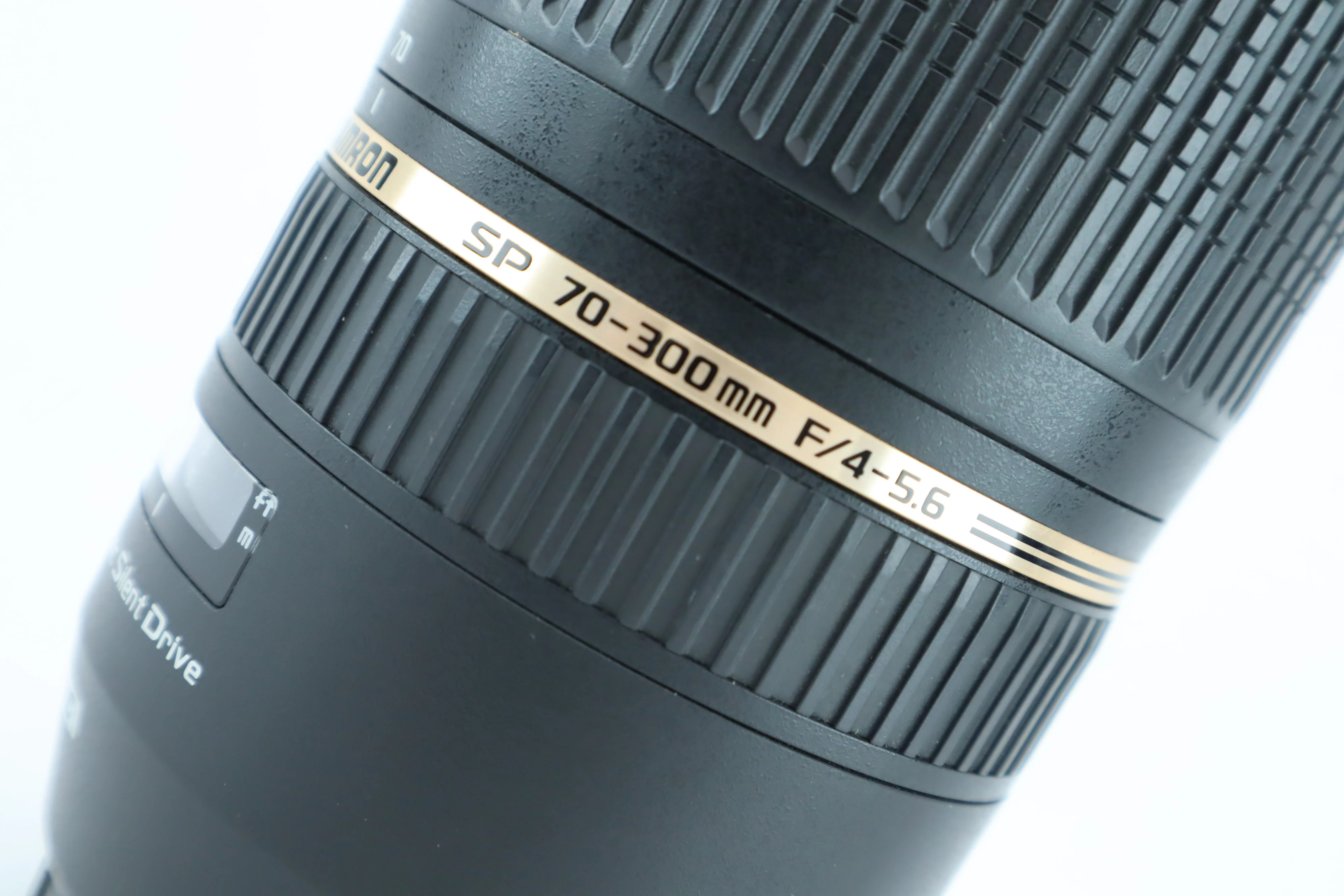 Tamron SP 70-300mm F/4-5.6 for Canon - Image 2
