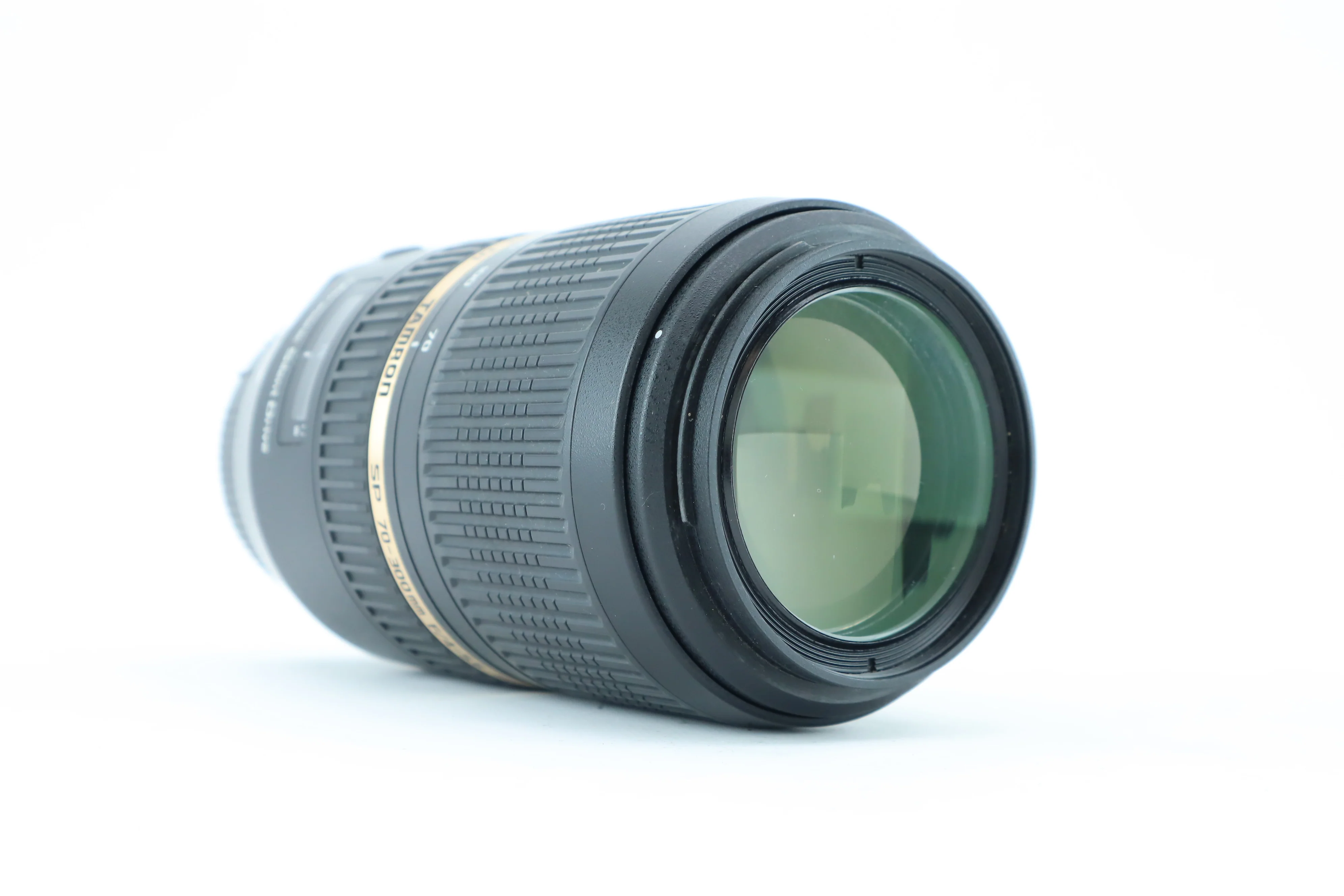 Tamron SP 70-300mm F/4-5.6 for Canon - Image 3