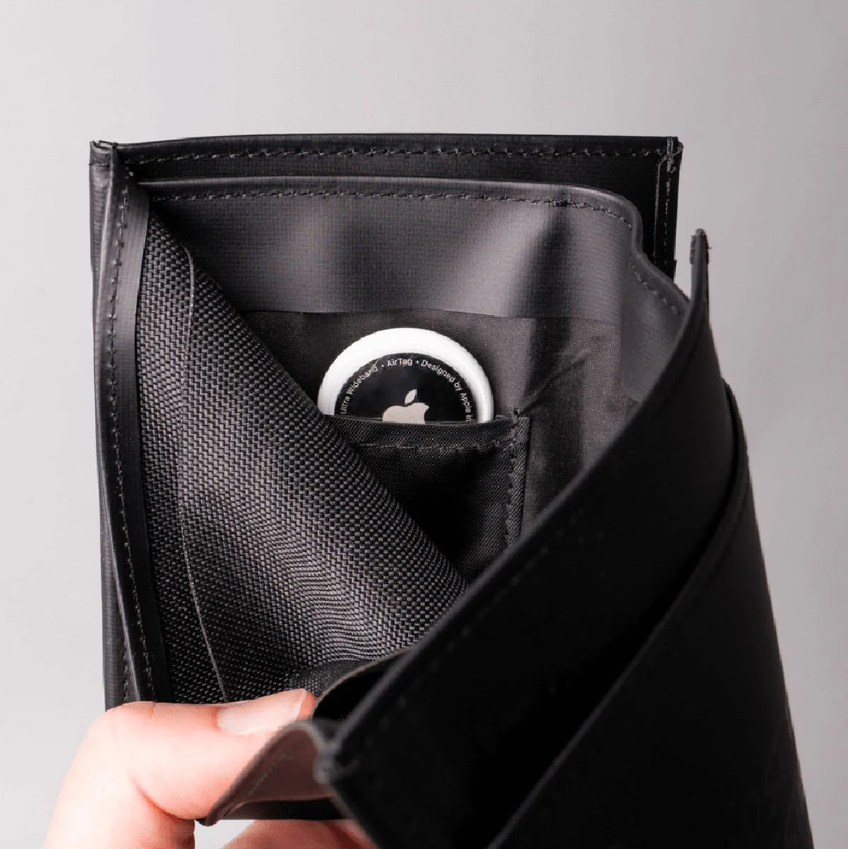 WANDRD Travel Wallet - Image 4