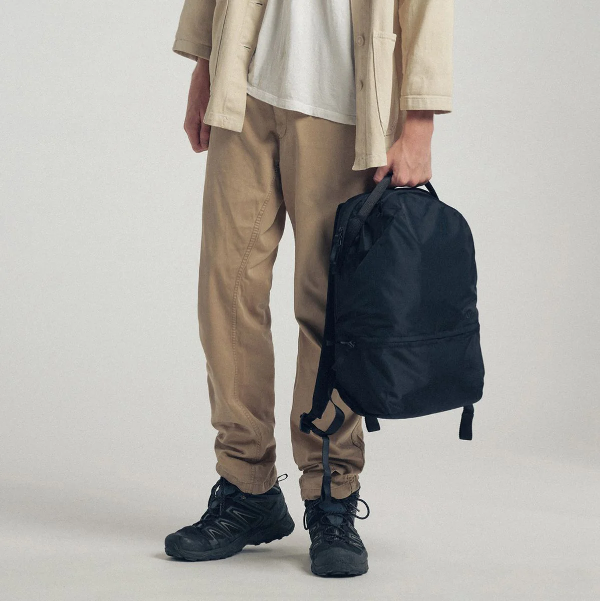 Urth Arkose 20l Backpack (Black) - Image 4