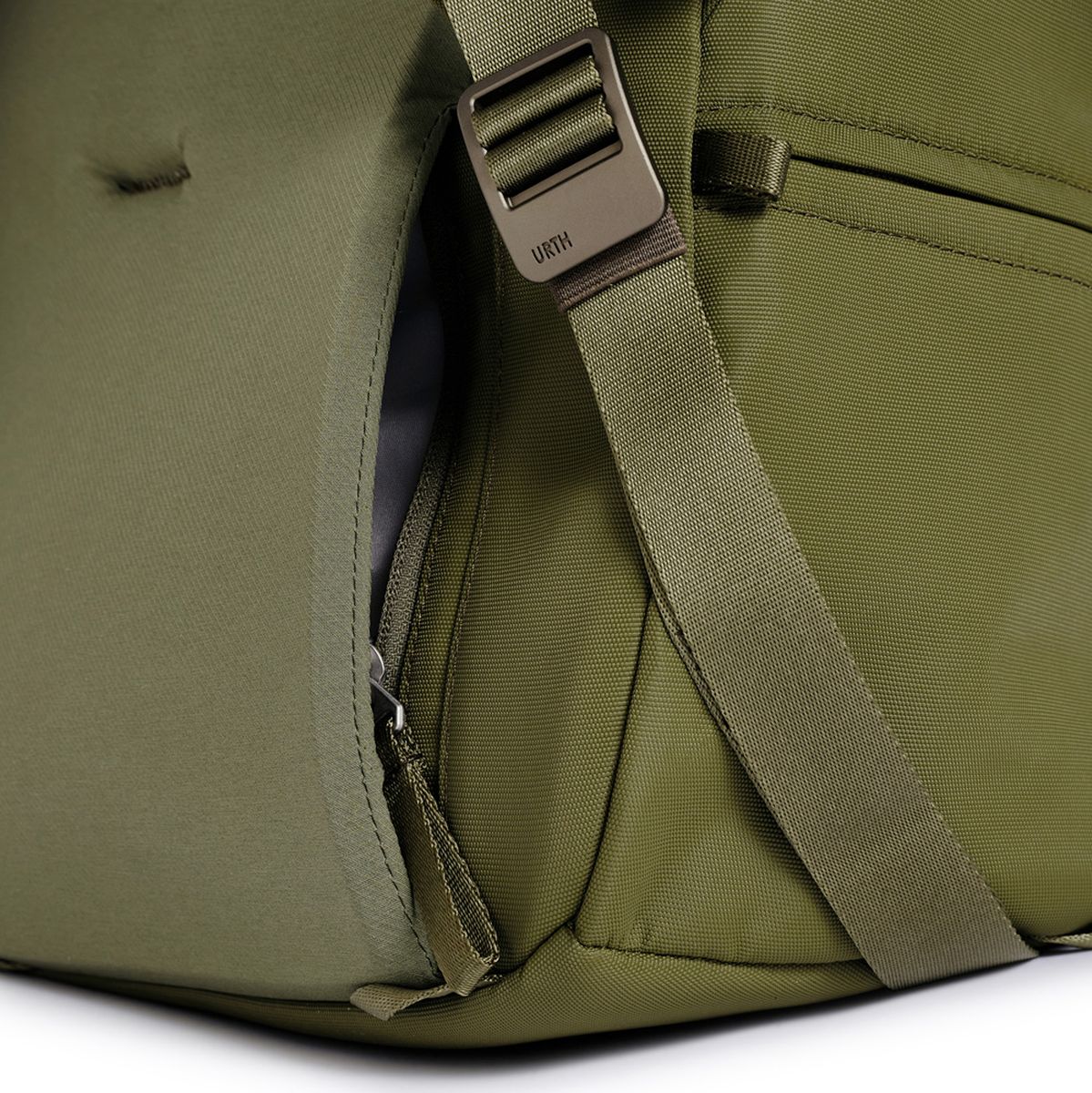 Urth Arkose 20l Backpack (Green) - Image 5
