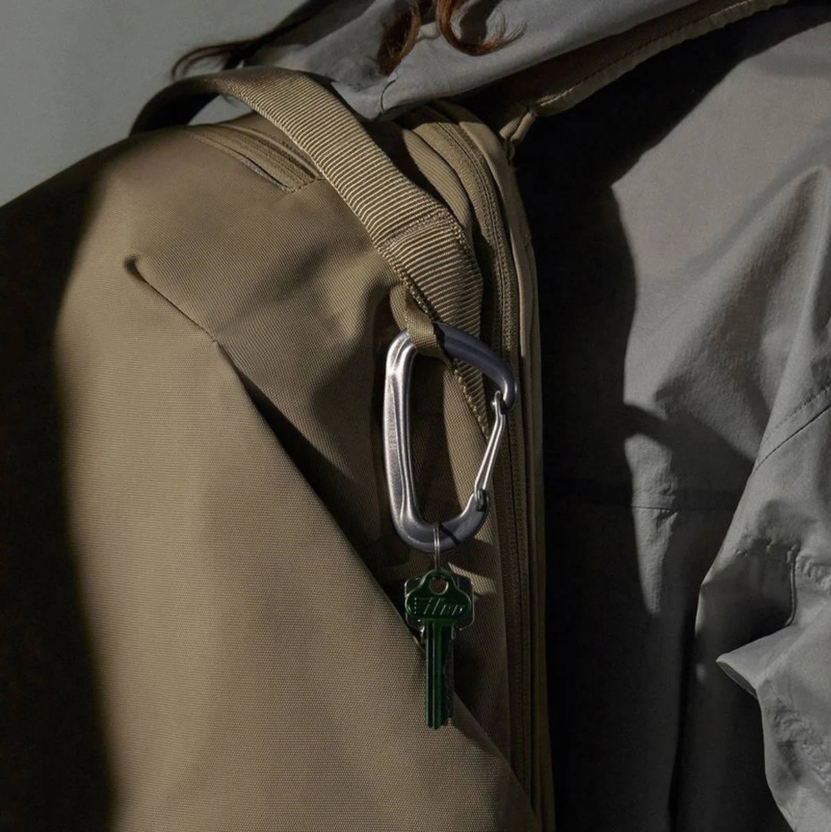 Urth Carabiner - Image 2