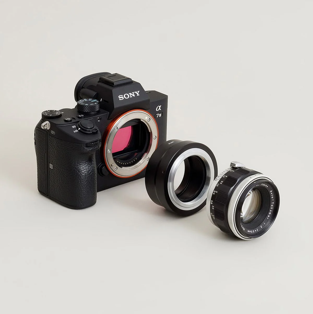 Urth Lens Mount Adapter: Compatible w/ M42 Lens And Sony E C - Image 3