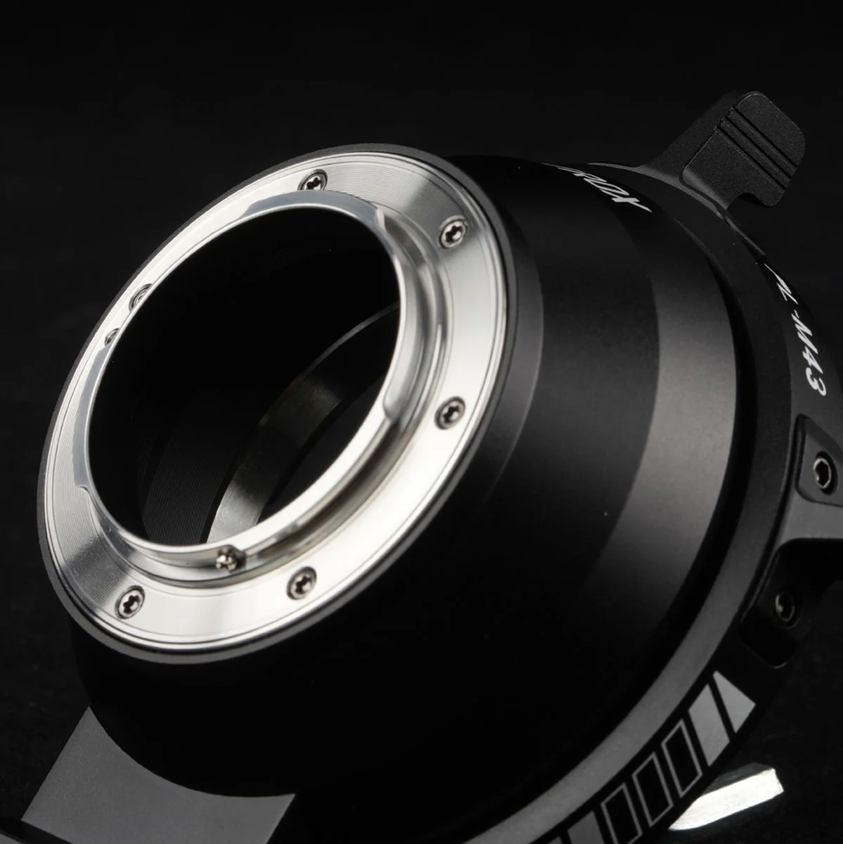 Viltrox PL-M43 Adapter - Image 3