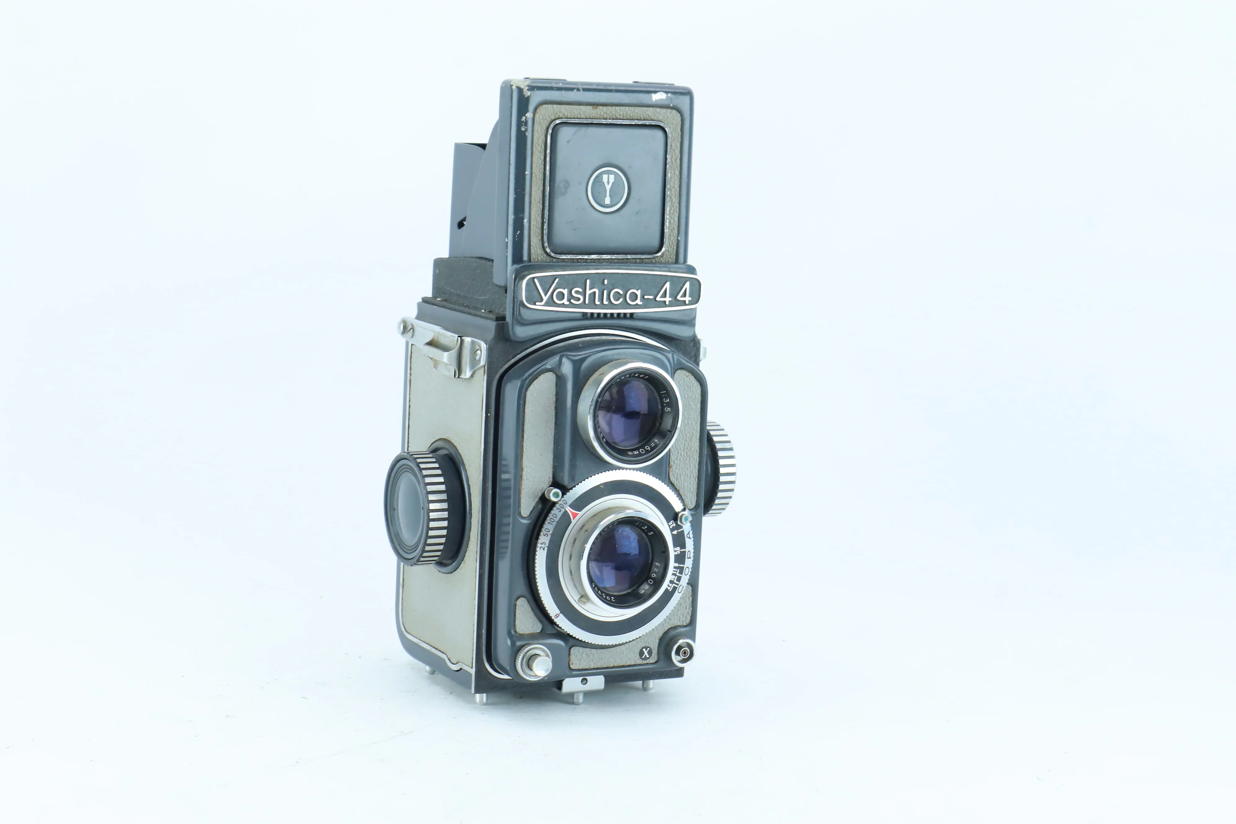 Yashica 44 | S/N: 5040199
