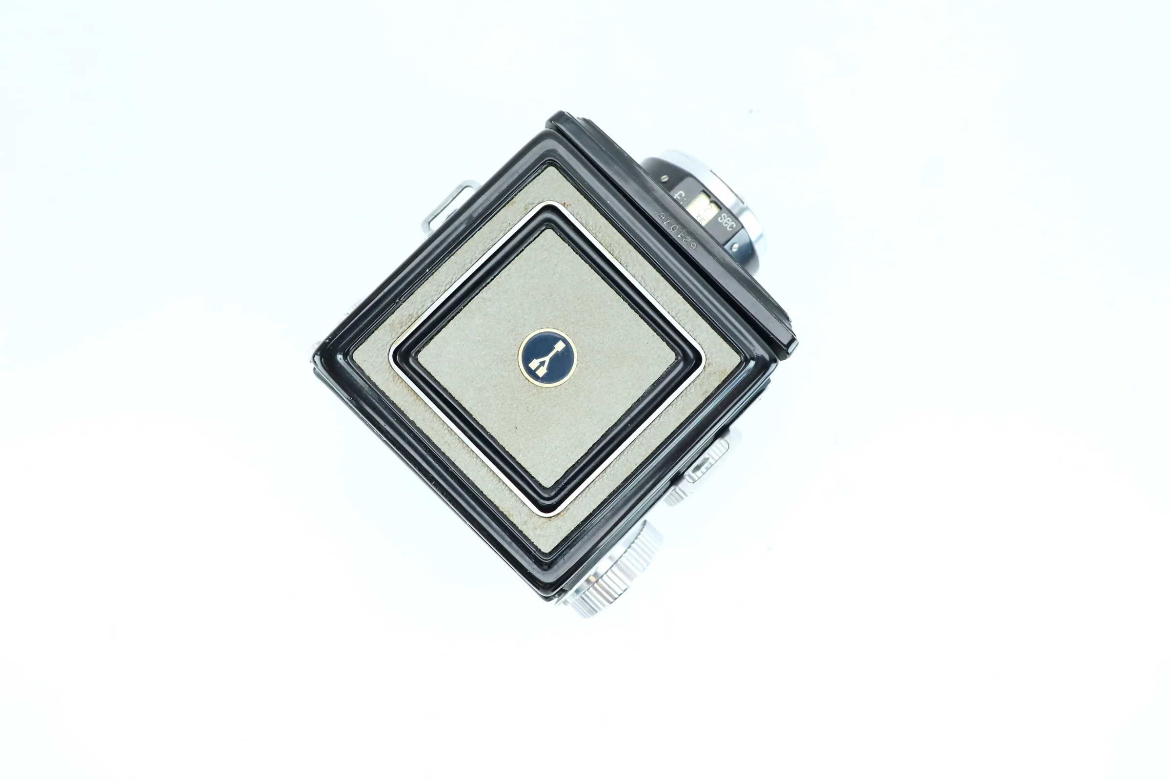 Yashica-D with Yashikor 80mm f/3.5 Lenses - Image 5