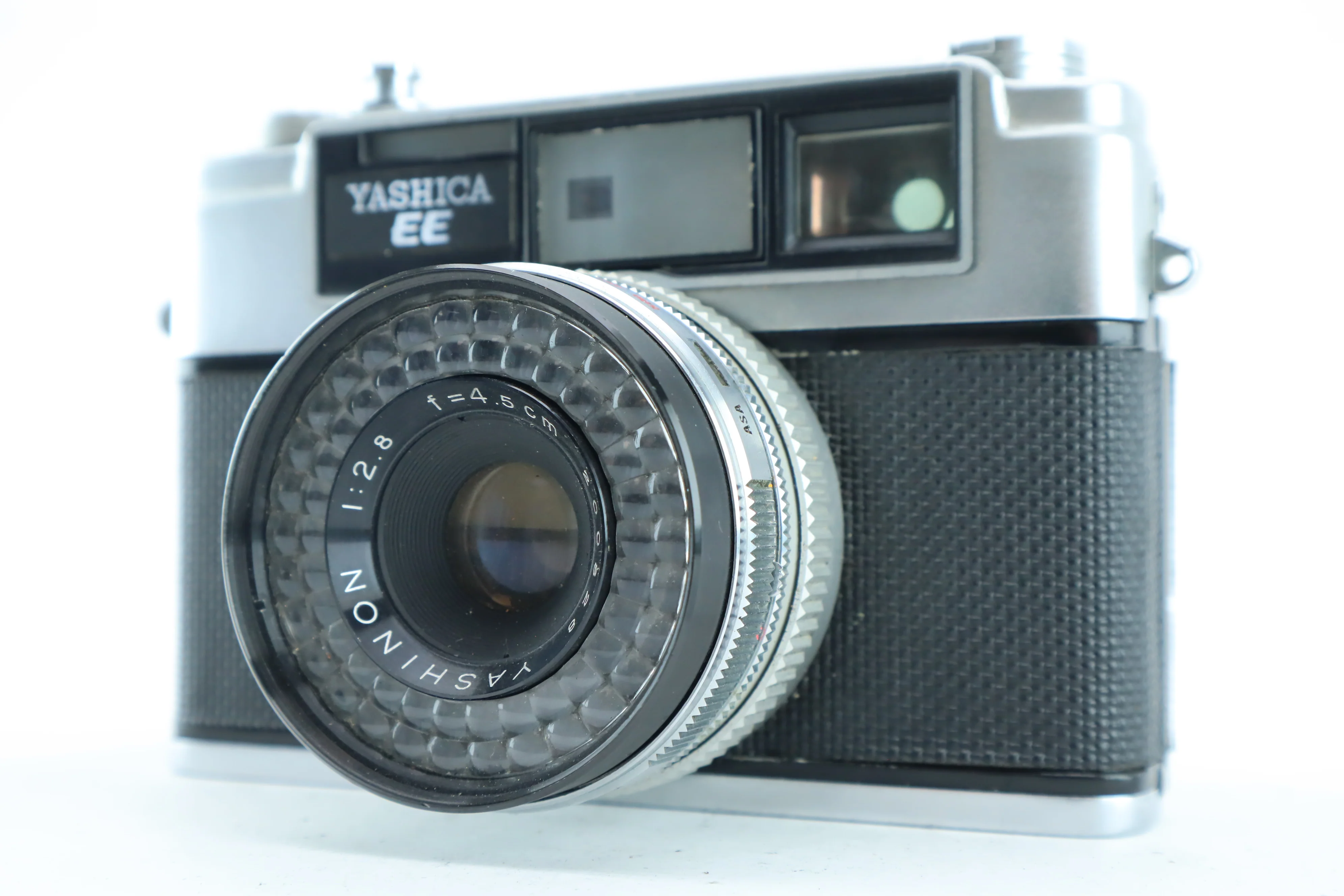 Yashica EE with Yahinon 2,8/4,5cm - Image 3