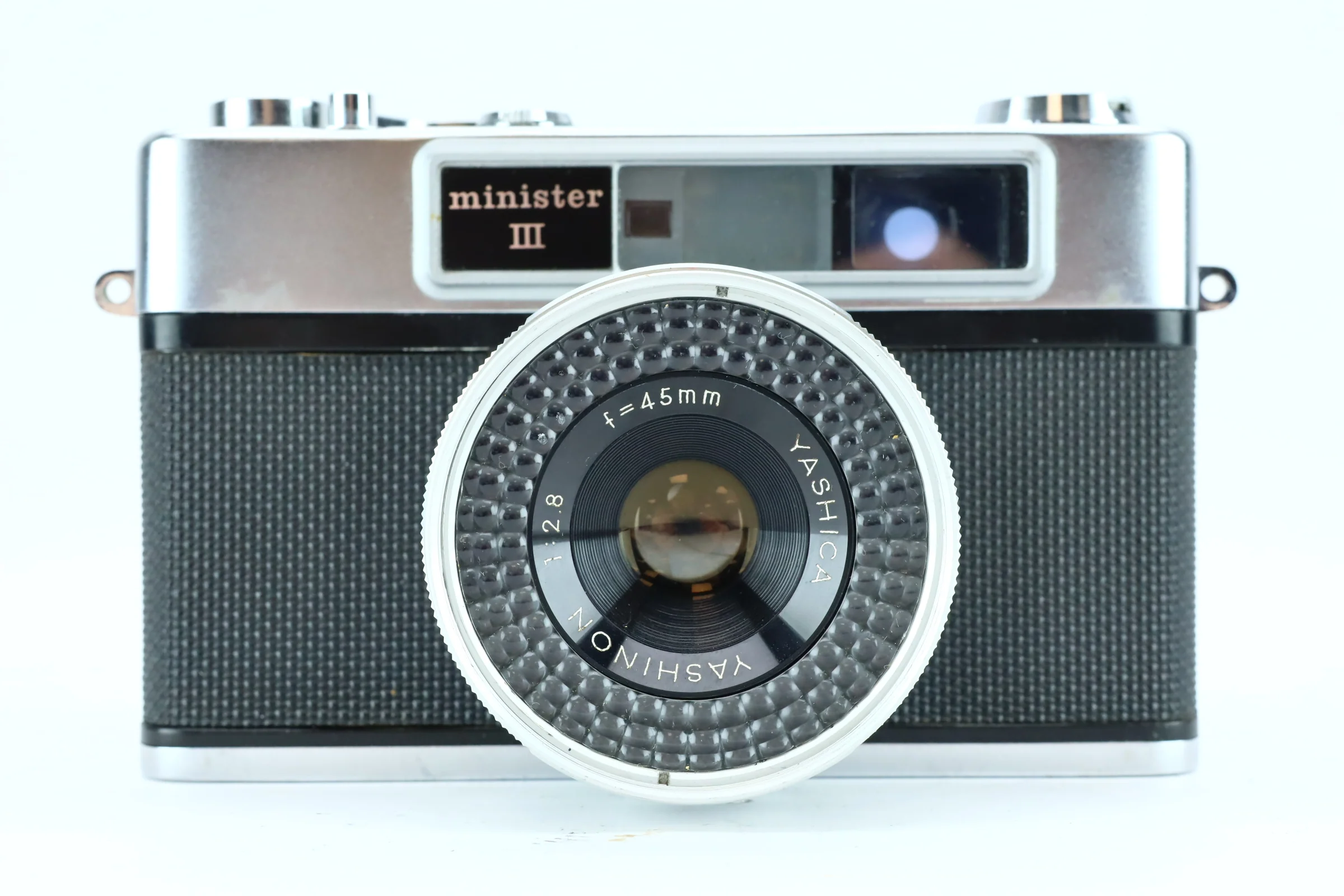 Yashica Minister III + Yashinon 45mm f/2.8 doet sluiter het weer? - Image 2