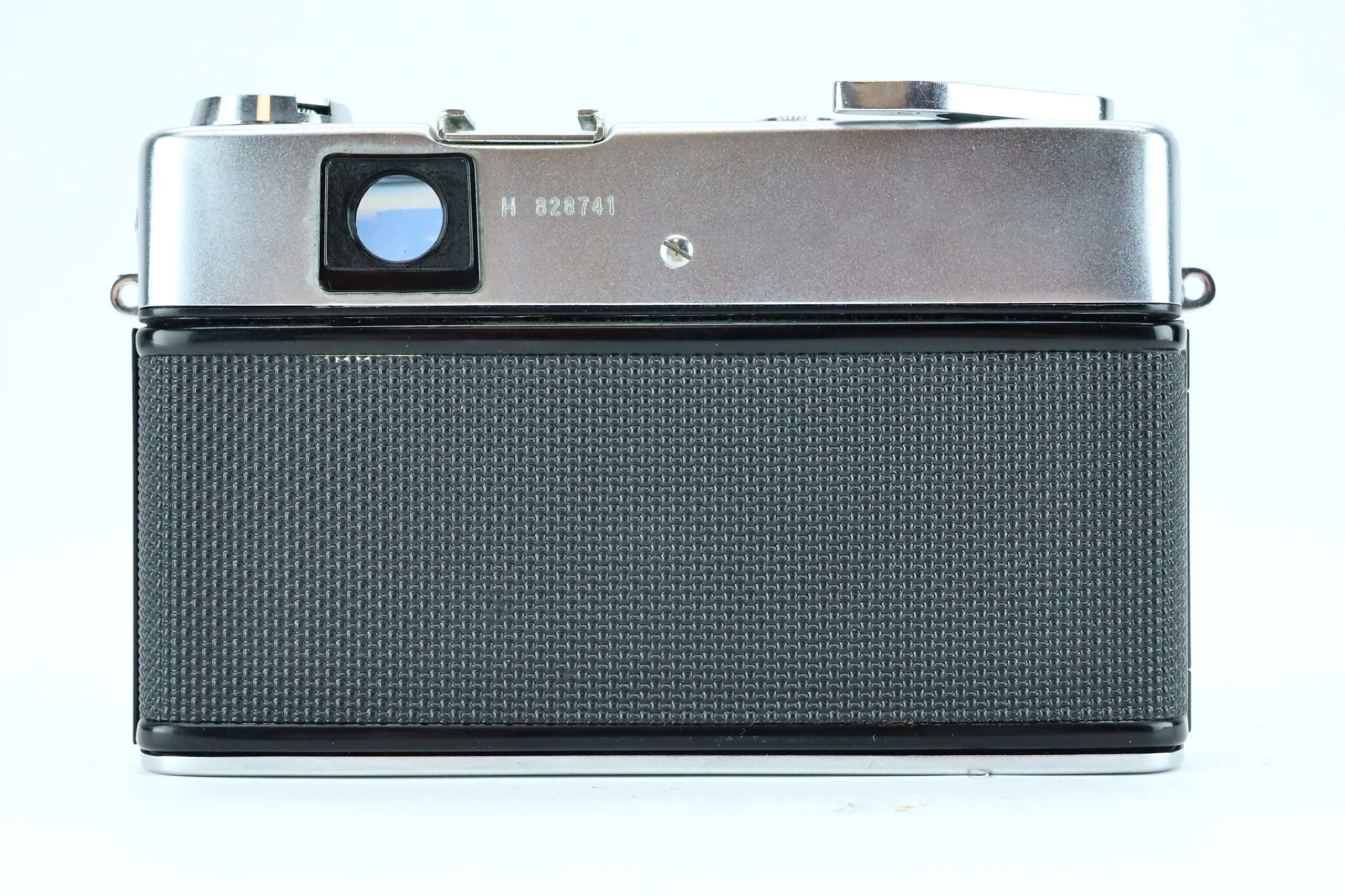 Yashica Minister III + Yashinon 45mm f/2.8 doet sluiter het weer? - Image 3