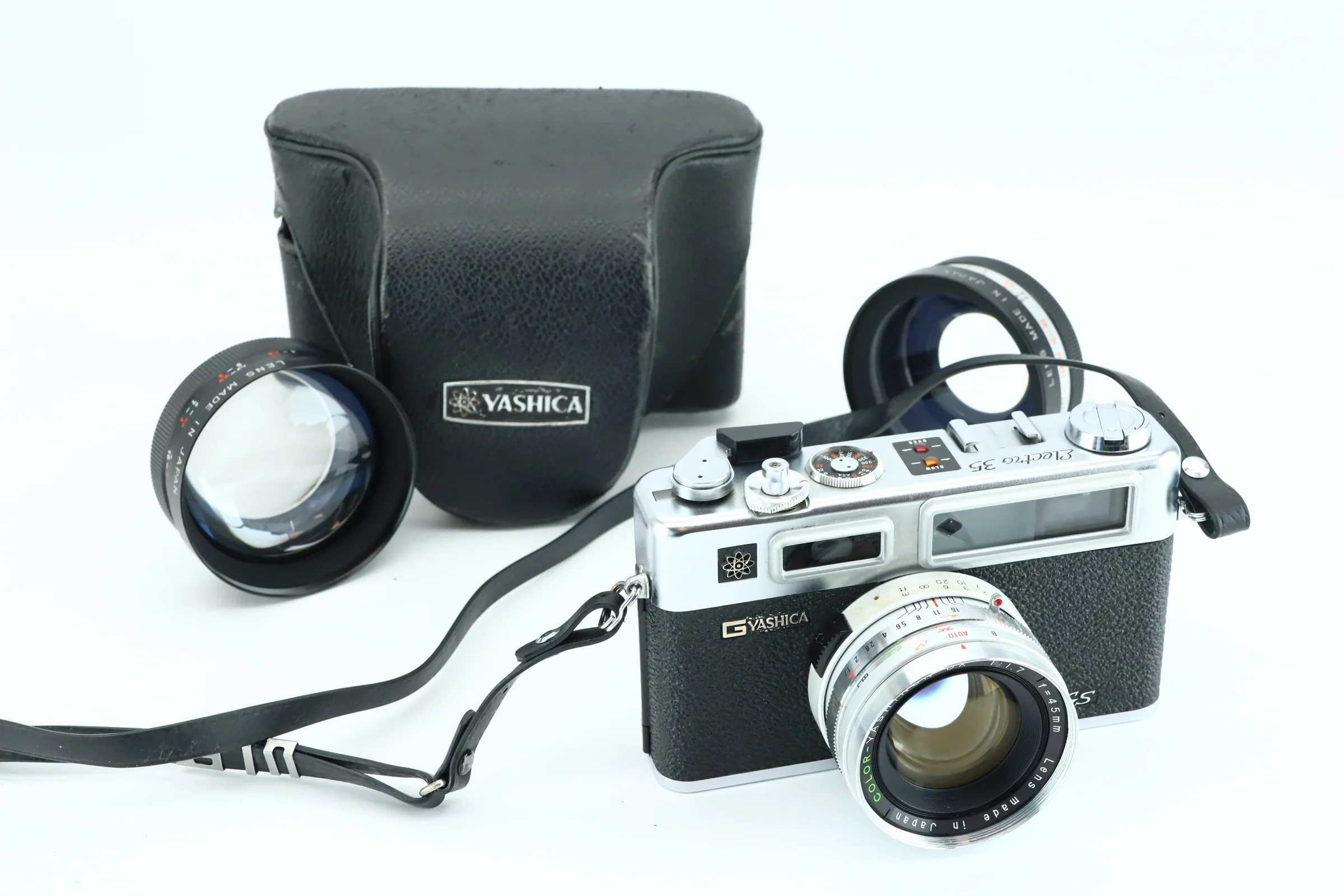 Yashica Electro 35 GS + Yashinon 45mm f/1.7 + Yashikor wide-angle lens 1:4 + Yashikor telephoto lens 1:4