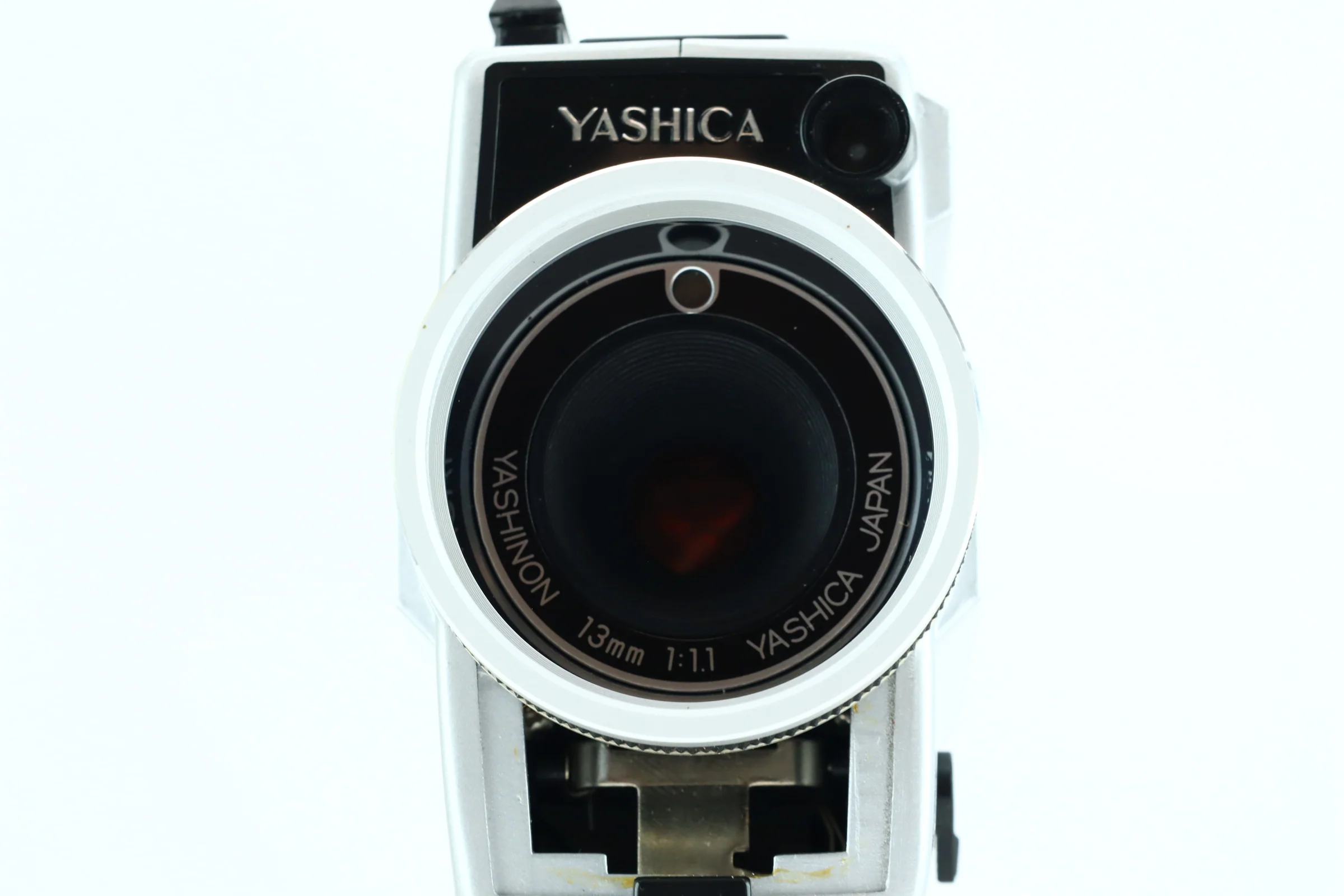 Yashica super YXL-1.1 | Yashinon 13mm 1:1.1 - Image 3
