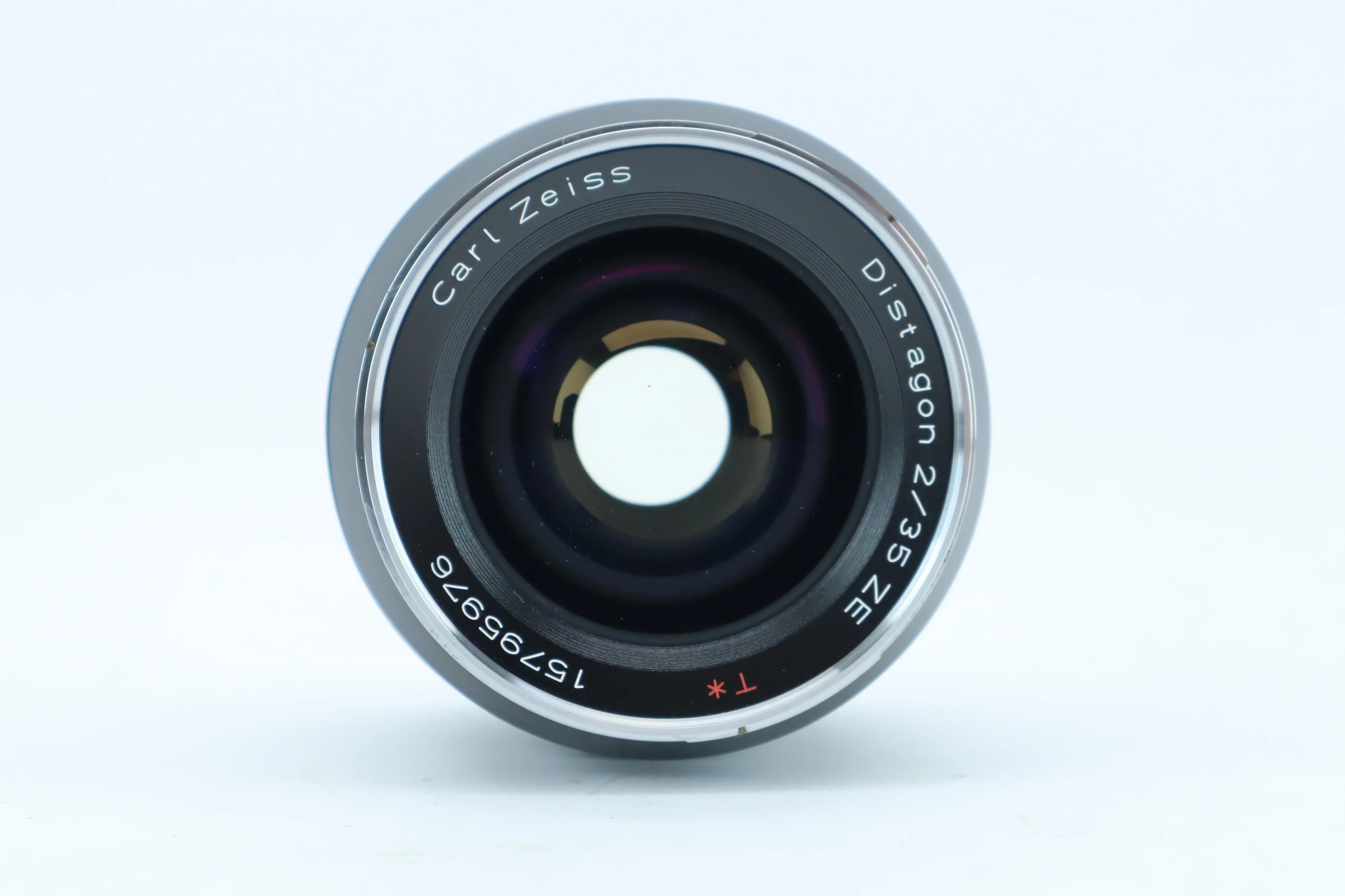 Carl Zeiss Distagon T 35mm f/2 ZE for Canon EF - Image 4