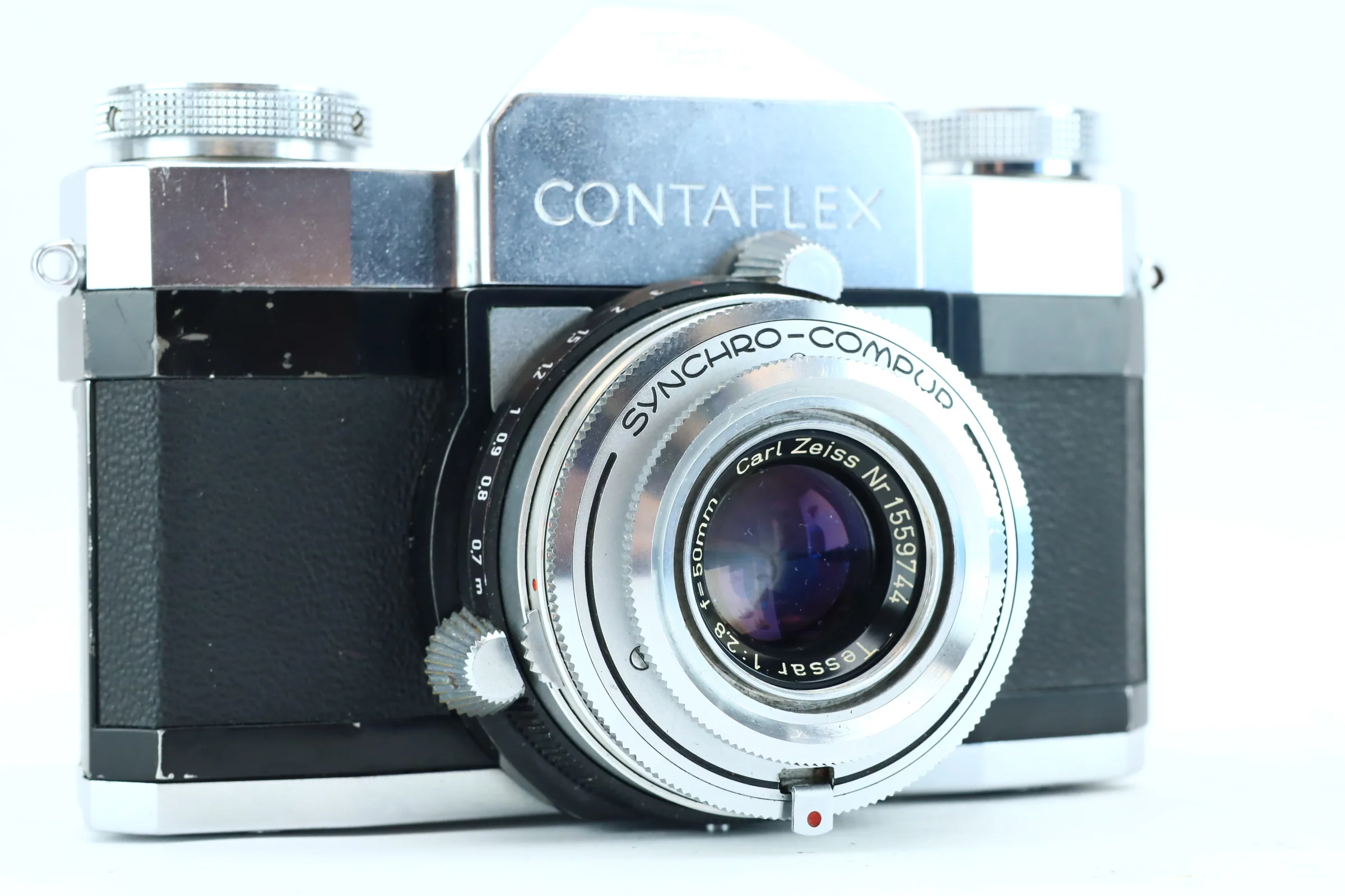 Zeiss Ikon Contaflex + Carl Zeiss Tessar 50mm f/2.8 - Image 2