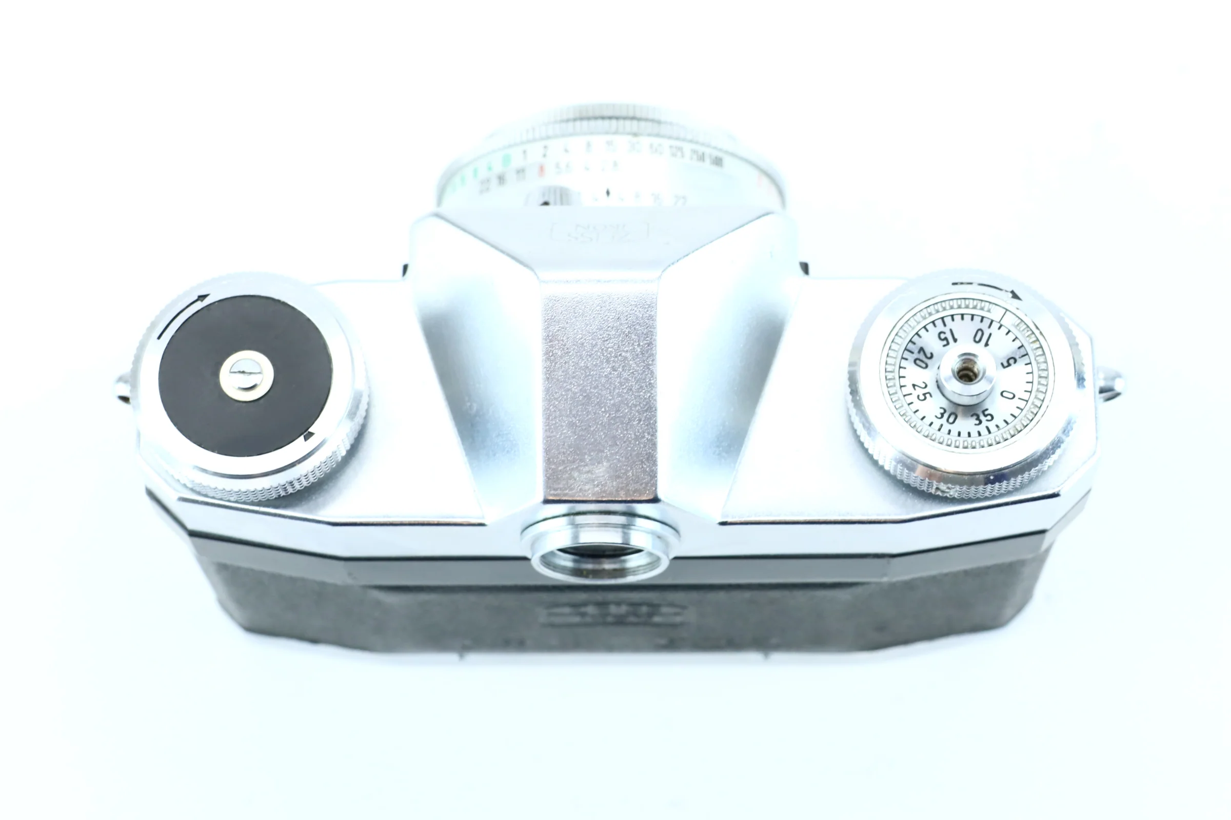Zeiss Ikon Contaflex + Carl Zeiss Tessar 50mm f/2.8 - Image 4