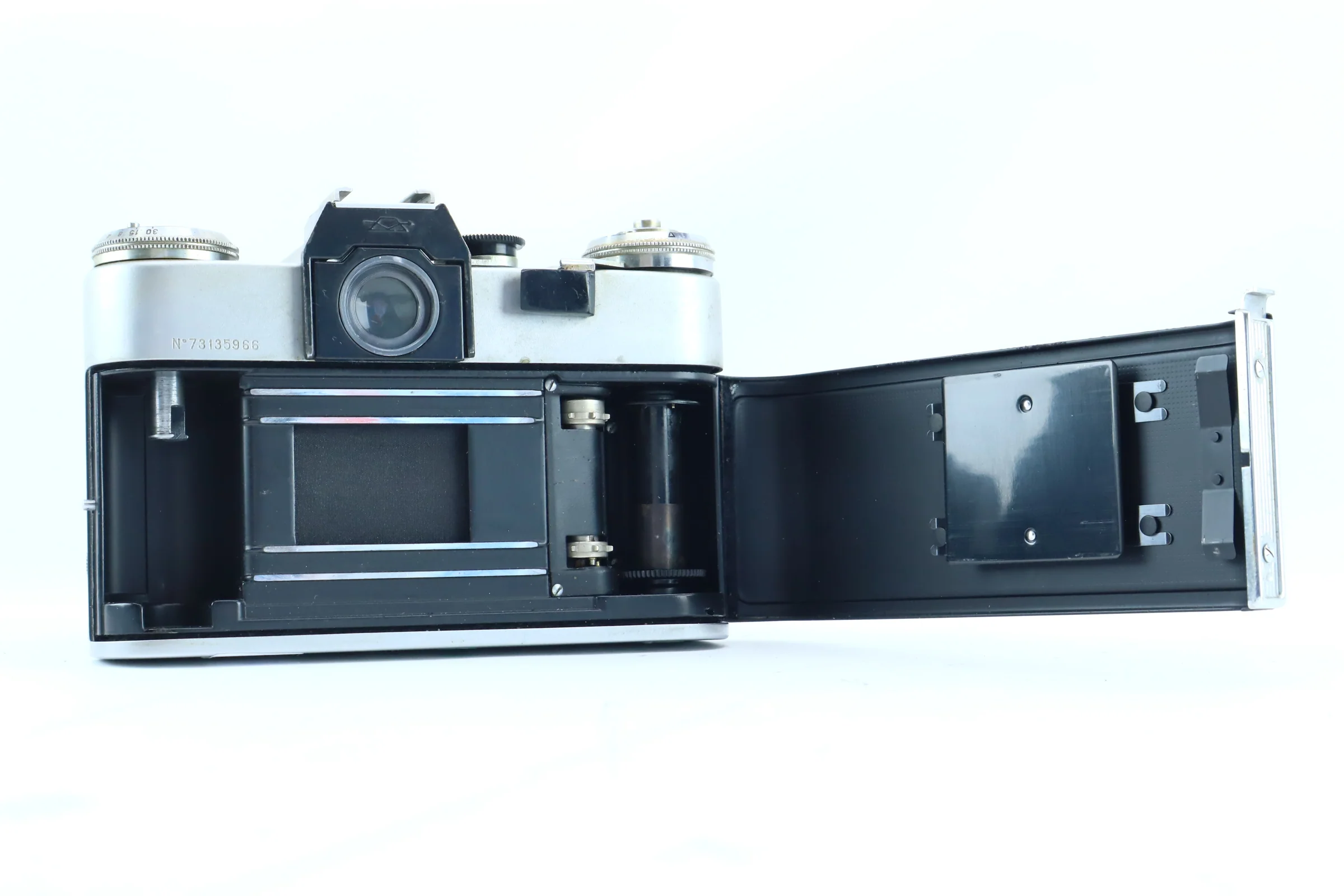 Zenit-e with Helios-44-2 58mm f/2 - Image 3